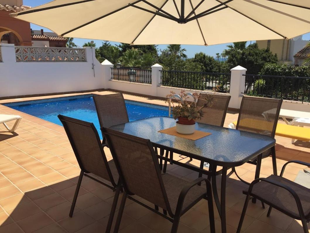 Casa Rosi, Vistas Al Mar, Piscina Privada Y A/A Villa Nerja Exterior photo